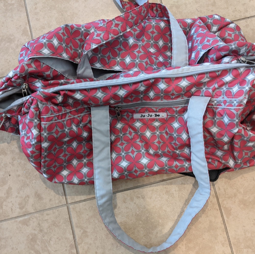JuJuBe Pink Pinwheels Super Star large duffel bag